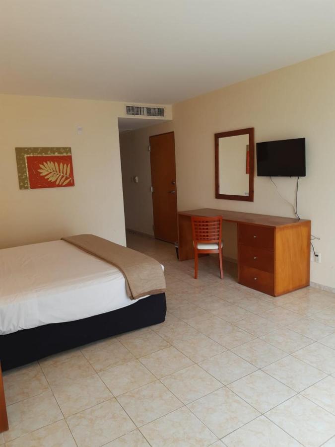 ורקרוז Hotel F Star מראה חיצוני תמונה